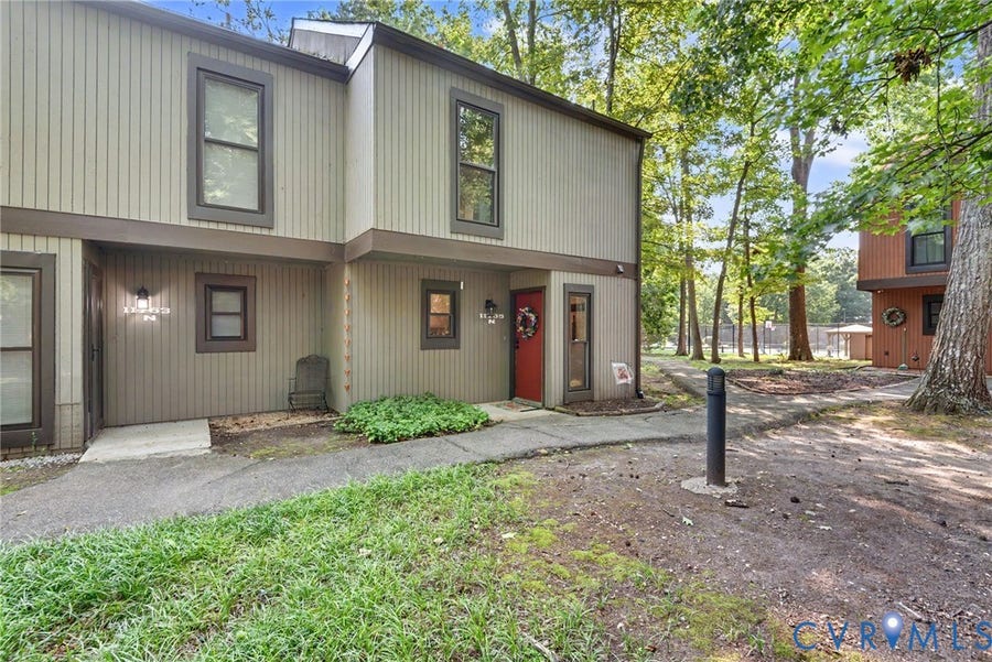 Property photo for 11765 N Briar Patch Drive, Midlothian, VA