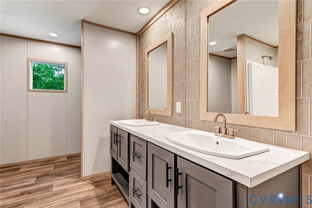 15263 Cross County Road, Mineral, VA 23117 Dual vanity with undermount sinks and brushed nickel fixtures
