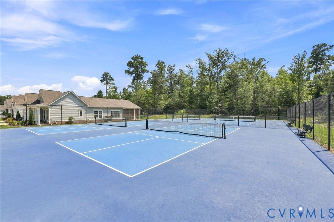 1818 Mainsail Lane, Chester, VA 23836 1818 Mainsail Lane, Chester, VA 23836
