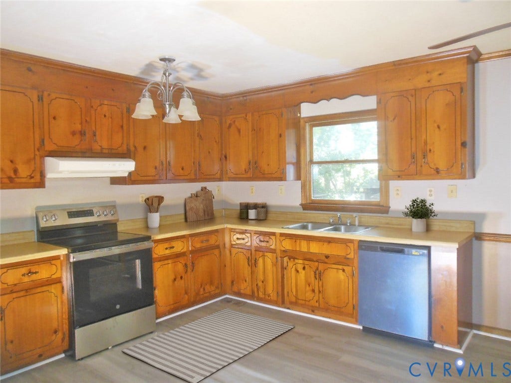 13306 Evelyn Drive, Chester, VA 23831 Virtually Staged Photo