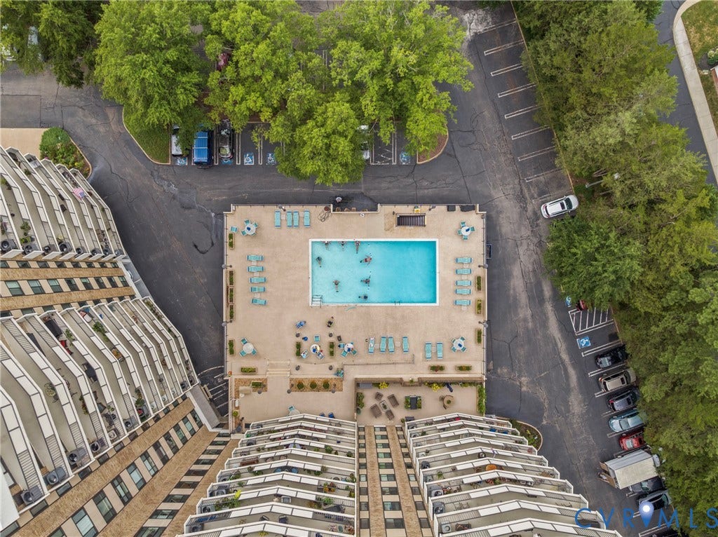 Community pool
