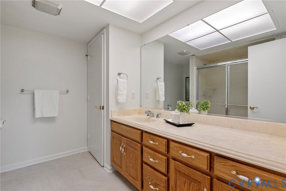2956 Hathaway Road, #U911, Stratford Hills, Richmond, VA 23225