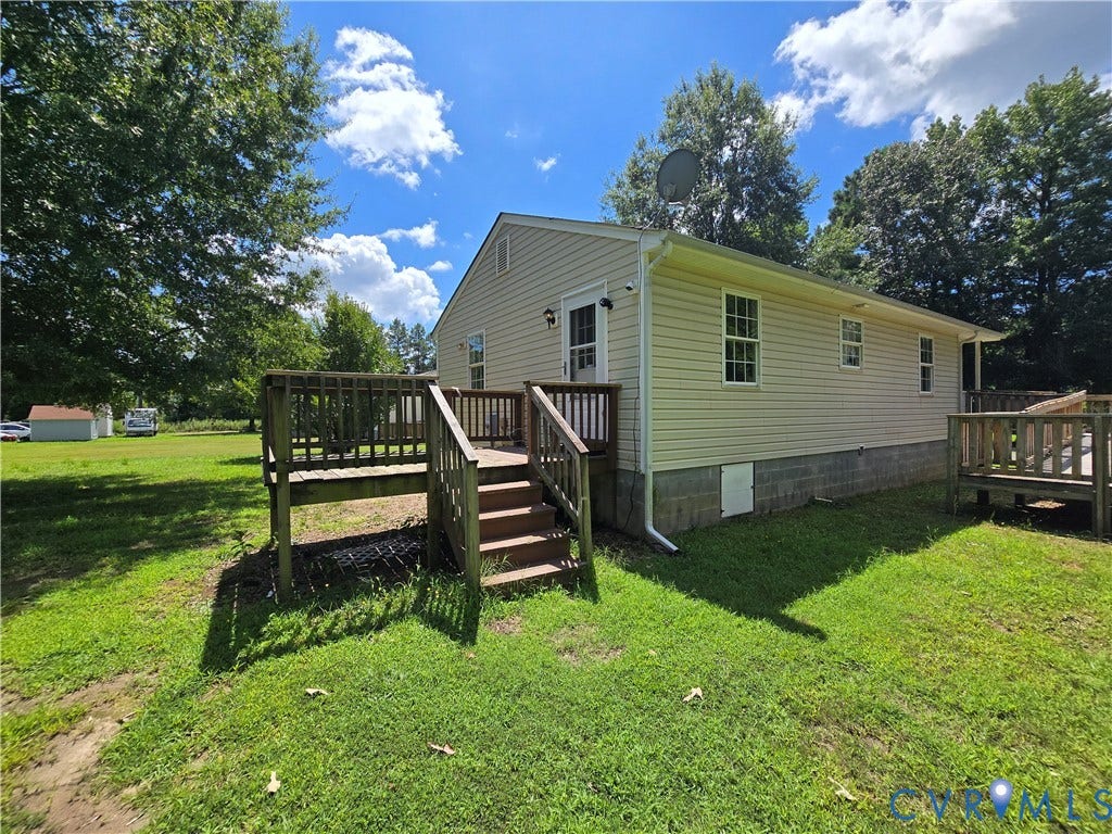 1019 Arizona Drive, Woodhaven, Richmond, VA 23224 Rear deck