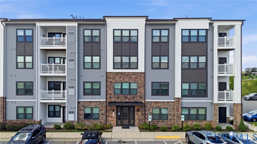 Property photo for 3900 Maze Runner Drive, #403, Midlothian, VA