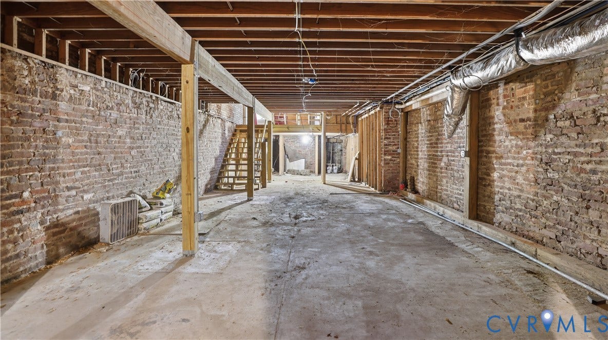 111 N 17th Street, Richmond, VA 23219 111 N 17th Street, Richmond, VA 23219