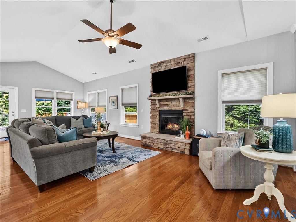 10042 Paddock Wood Terrace, Midlothian, VA 23112 10042 Paddock Wood Terrace, Midlothian, VA 23112