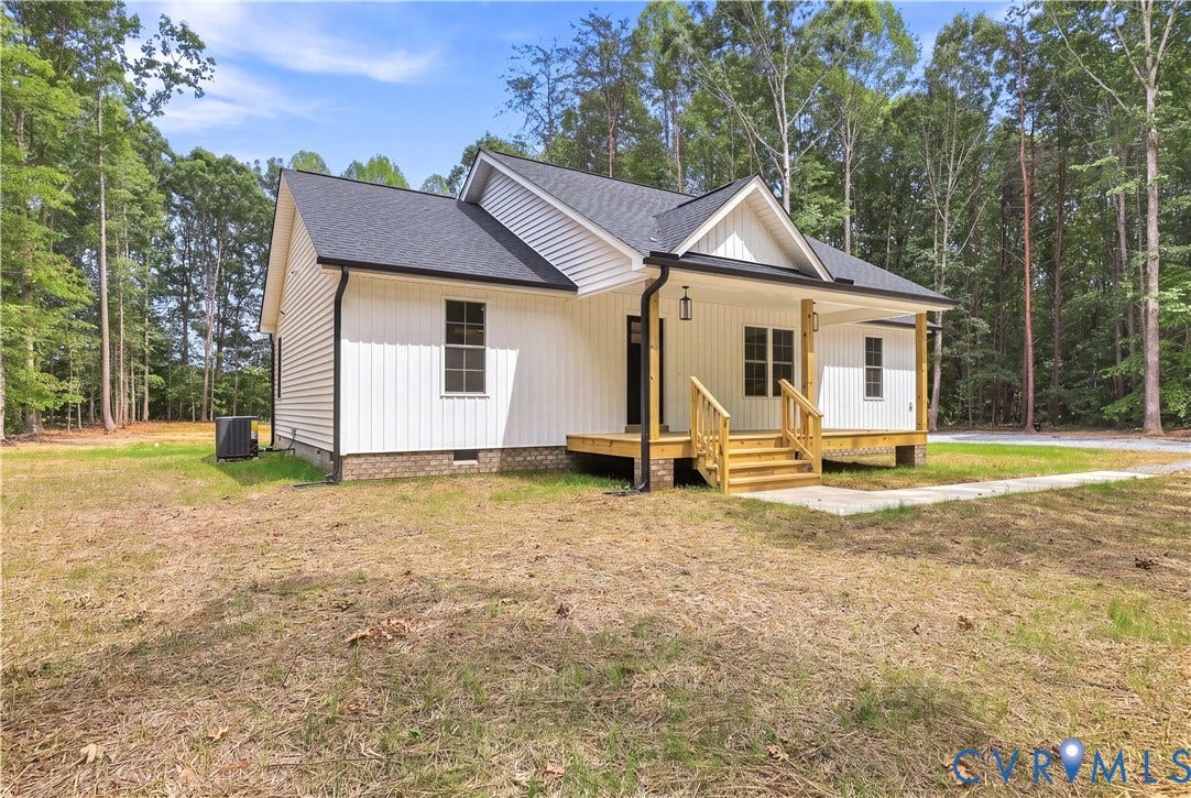 42 Clinton Farm Court, Clinton Farm, Cumberland, VA 23040 White vertical siding and horizontal siding exterior with a dark shingle roof