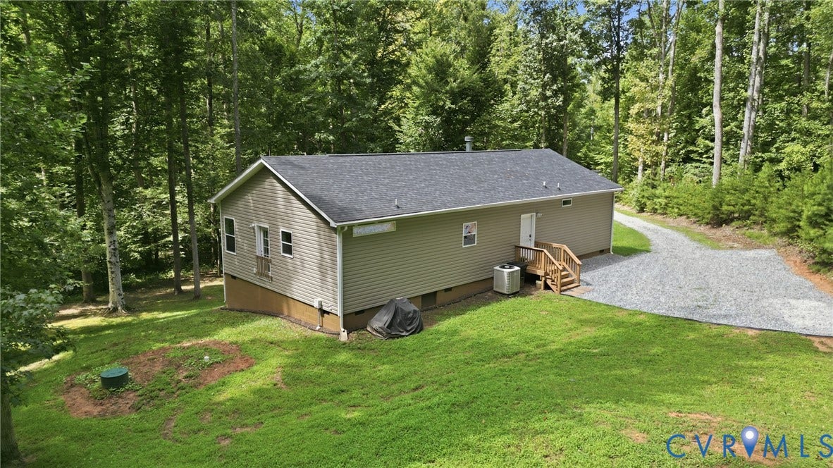 2575 Log Cabin Road, Maidens, VA 23102 2575 Log Cabin Road, Maidens, VA 23102