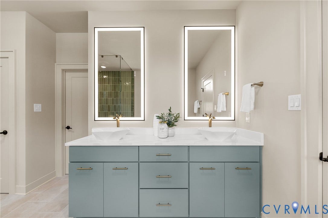 Anti Fog backlit mirrors with Adjustable Brightness