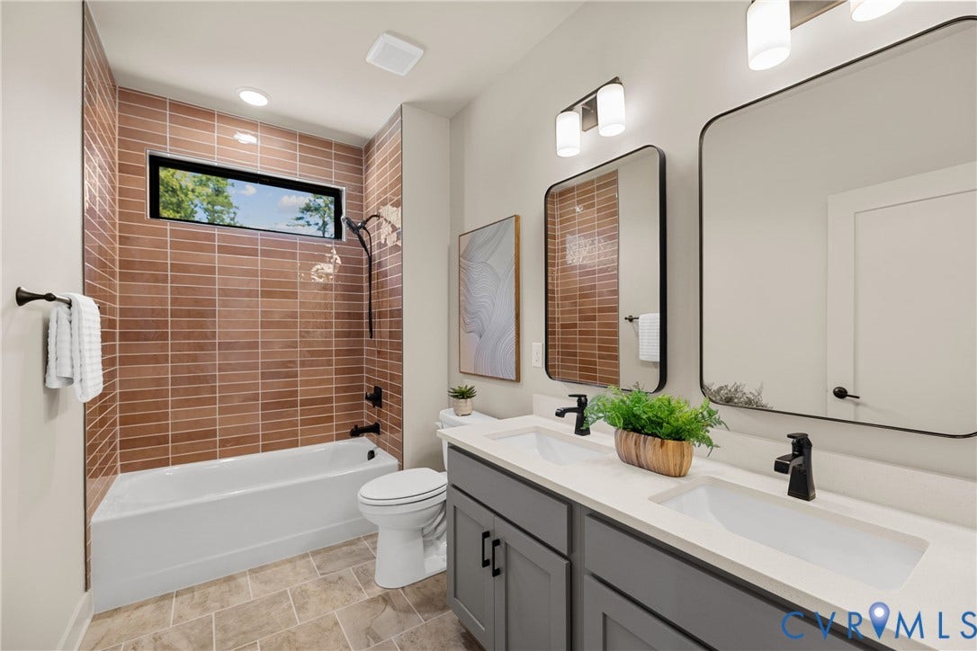 Hall Bathroom Servicing Bedrooms Two & Three