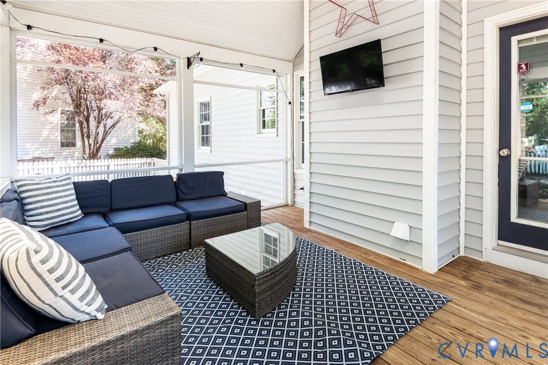 16100 Hampton Summit Drive, Chesterfield, VA 23832 Screened porch