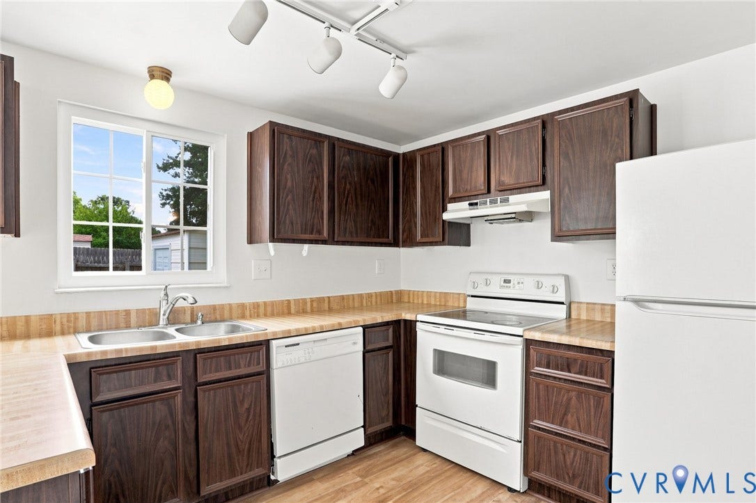 9637 Springfield Woods Court, Glen Allen, VA 23060 9637 Springfield Woods Court, Glen Allen, VA 23060