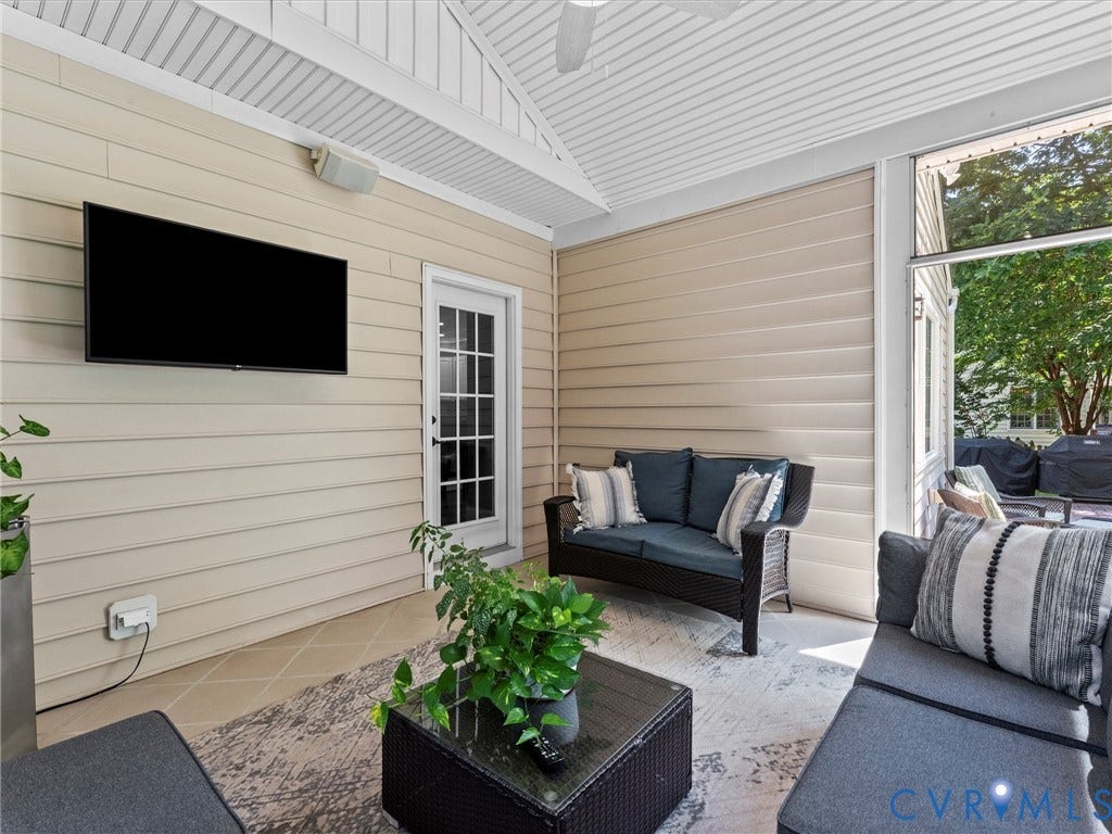 Screened Porch
