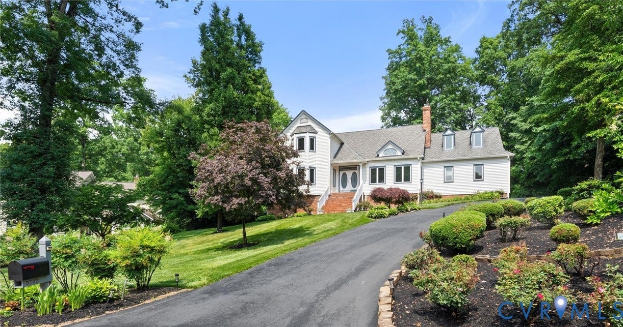 9700 Stemwell Court, Bexley West, North Chesterfield, VA 23236 Professionally landscaped