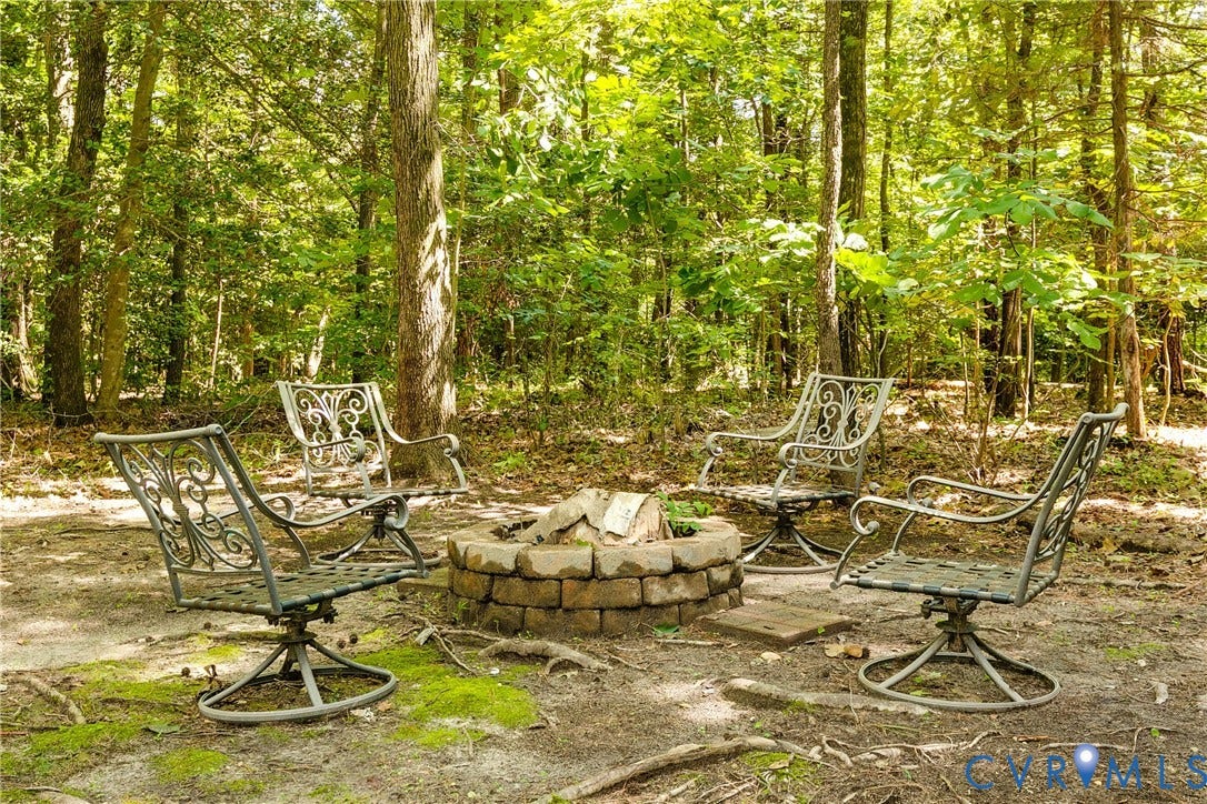 9600 Kingussle Lane, Chesterfield, VA 23236 9600 Kingussle Lane, Chesterfield, VA 23236