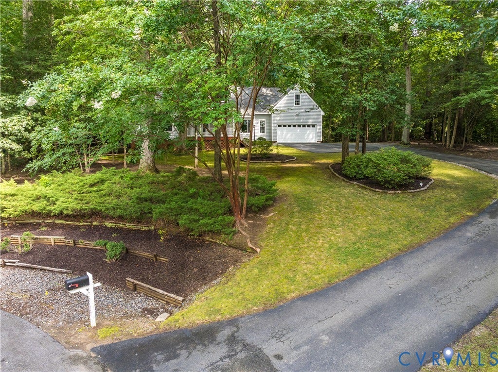 9600 Kingussle Lane, Chesterfield, VA 23236 9600 Kingussle Lane, Chesterfield, VA 23236