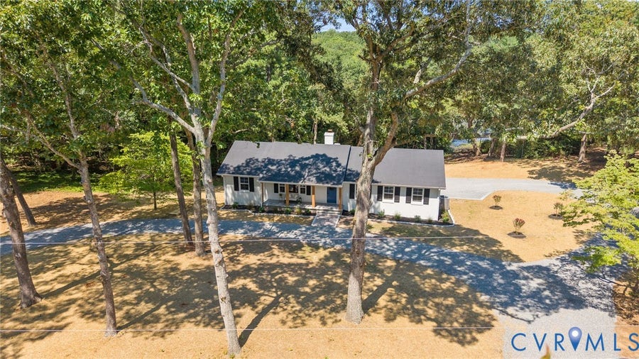 Property photo for 379 Mallard Drive, Hardyville, VA