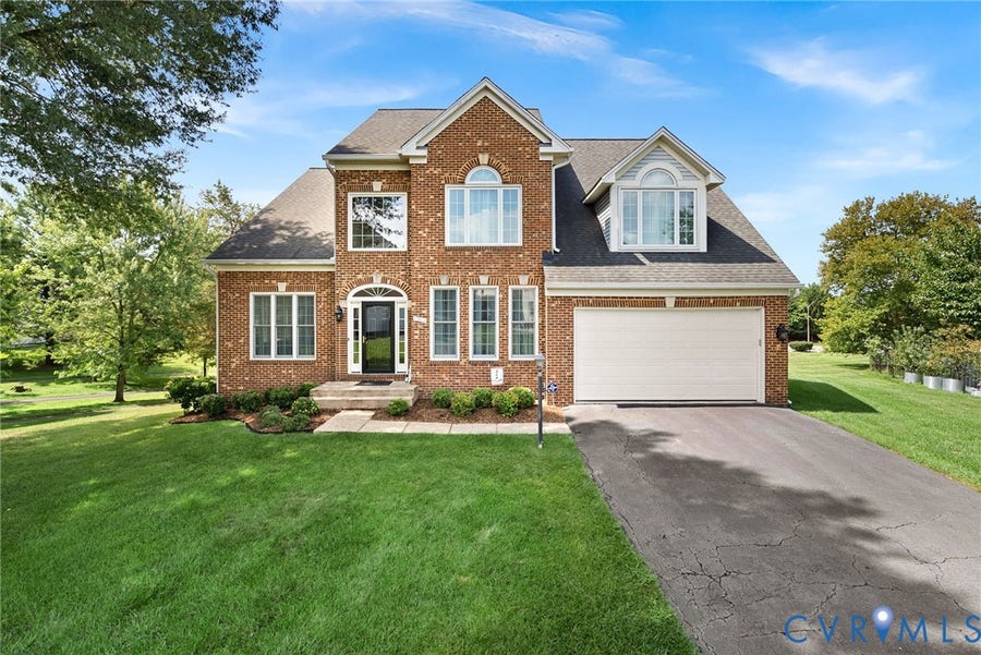 Property photo for 13904 Leeton Circle, Chantilly, VA