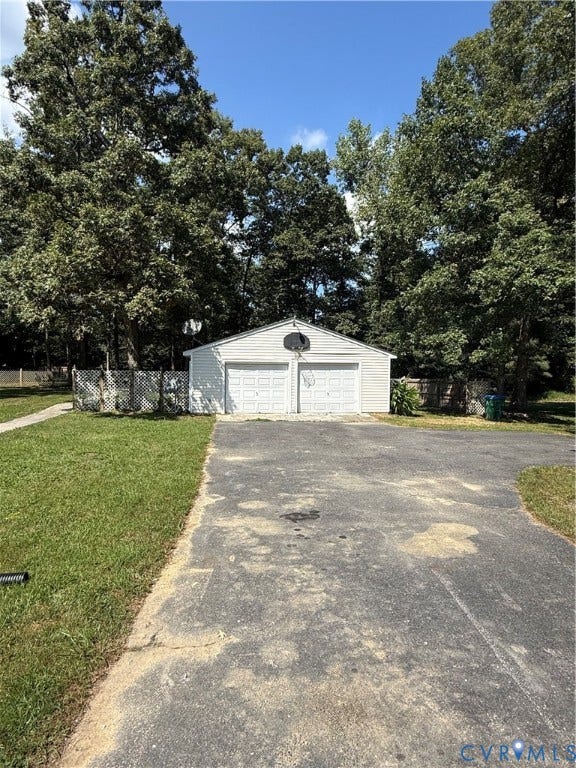 3430 The Loop Rd, Glendale, Montross, VA 23231 Detached two-car garage with white siding and a gable roof