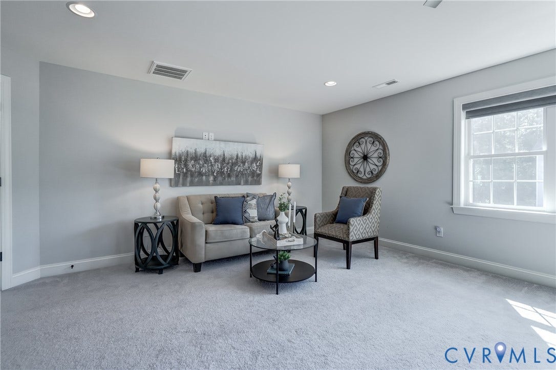 11515 Grey Oaks Estates Run, Grey Oaks Estates, Glen Allen, VA 23059 Upgraded carpet Sitting area , custom window shades and ceiling fan in primary bedroom