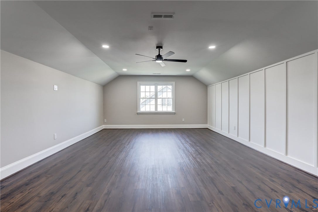 11515 Grey Oaks Estates Run, Grey Oaks Estates, Glen Allen, VA 23059 3rd floor with LVP flooring finished in March 2026