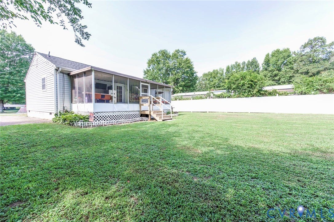 2765 Meadowbrook Street, Petersburg, VA 23803 rear yard adn screened in porch.