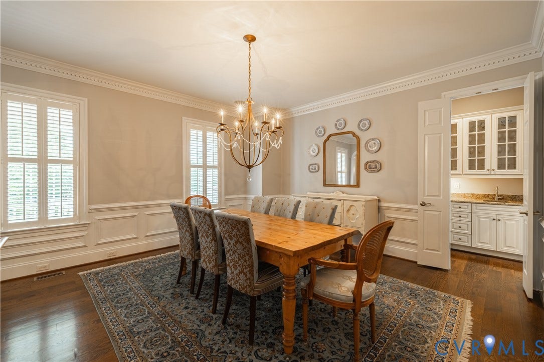 12917 Holmbank Lane, Henrico, VA 23233 Hardwood flooring, crown molding, and wainscoting details