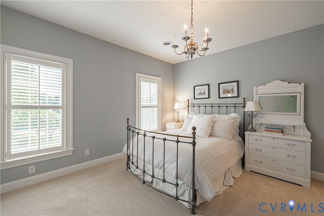 12917 Holmbank Lane, Henrico, VA 23233 Chandelier, ensuite