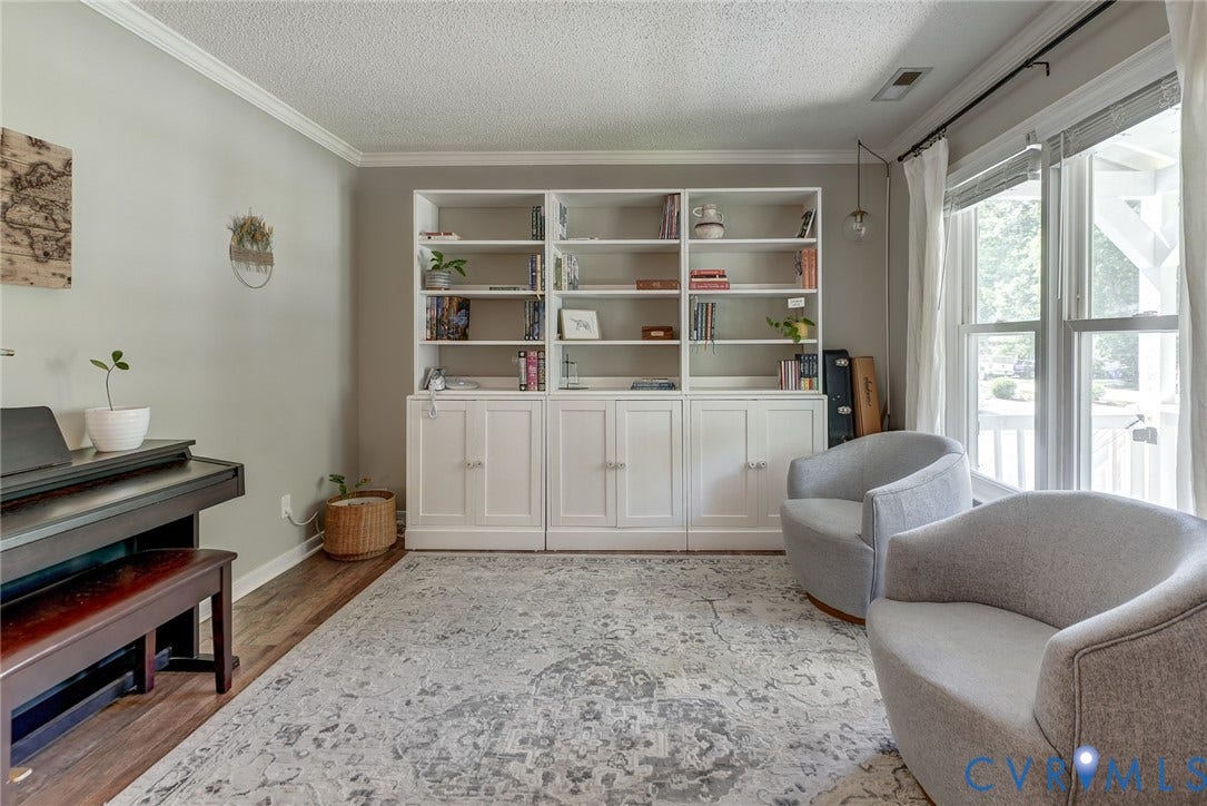 4647 Brookridge Road, Chesterfield, VA 23832 Custom built-in white cabinetry with open shelving