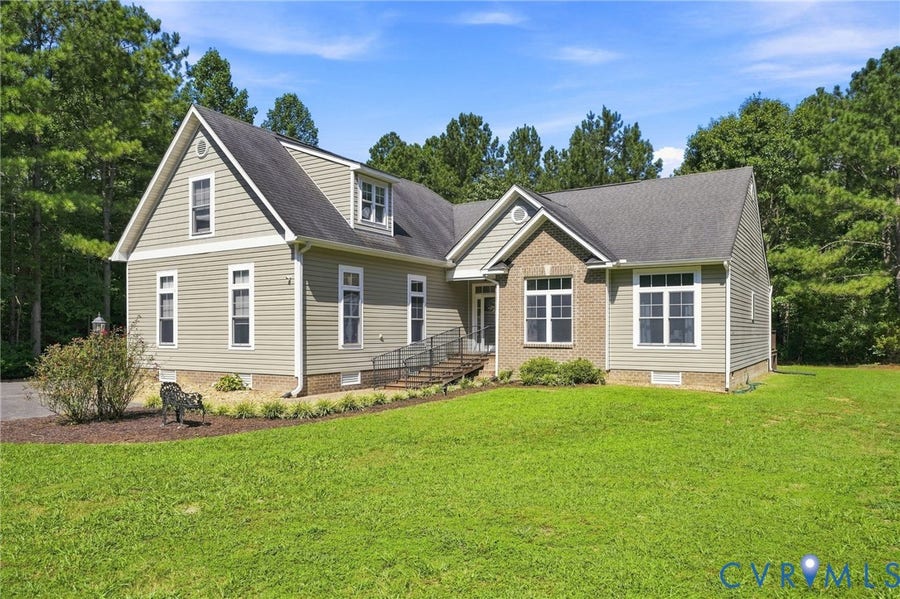 Property photo for 11318 River Road, Chesterfield, VA