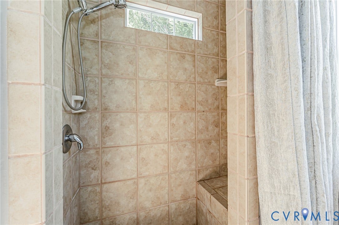 15800 Hampton Summit Lane, Chesterfield, VA 23832 15800 Hampton Summit Lane, Chesterfield, VA 23832