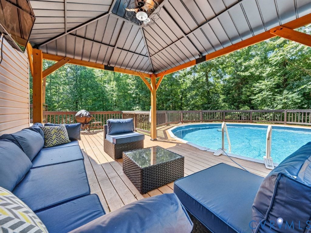 4263 Lockin Road, Powhatan, VA 23139