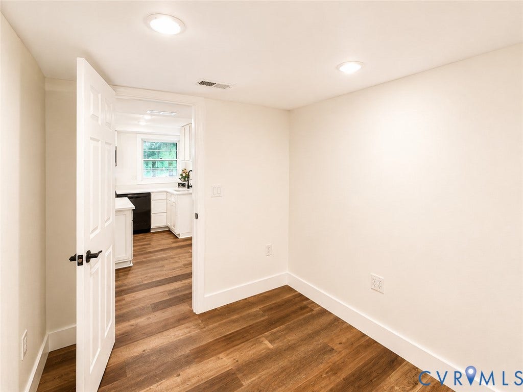 9018 Brucewood Drive, Midlothian, VA 23235 9018 Brucewood Drive, Midlothian, VA 23235