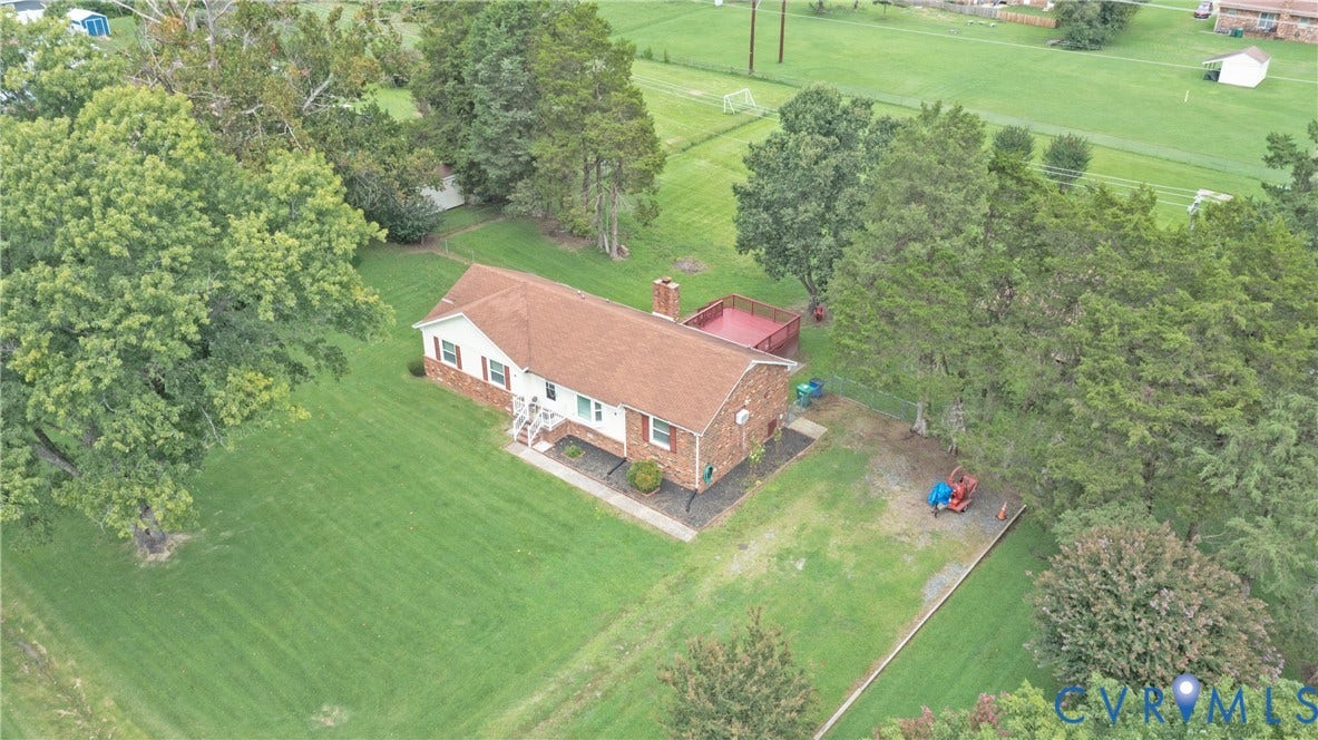2730 Kinvan Road, Henrico, VA 23231 Single-story residence featuring brick and siding exterior