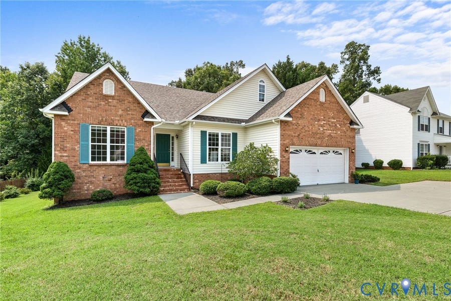 Property photo for 3173 Poplar View Place, Chester, VA