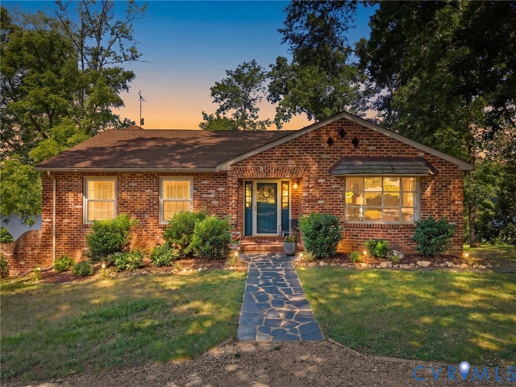 2235 Lakeview Drive, Powhatan, VA 23139