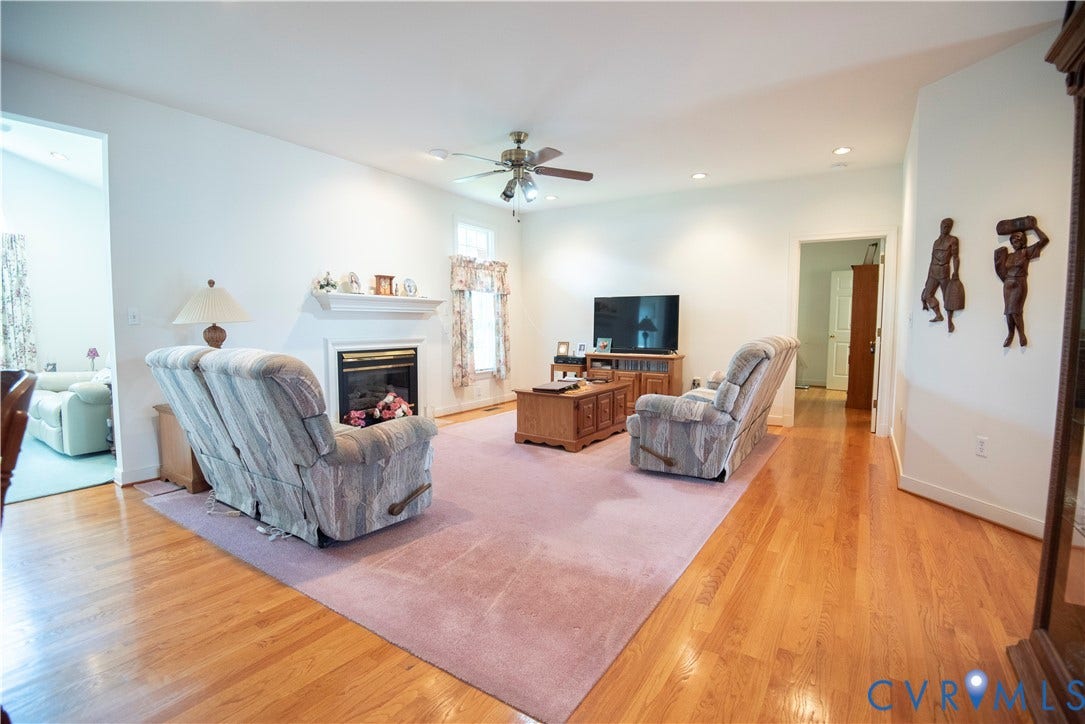 4913 Breckstone Place, Braxton, Richmond, VA 23234 living room