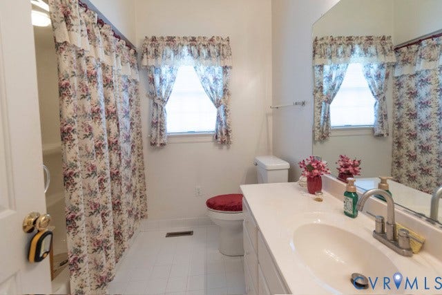 4913 Breckstone Place, Braxton, Richmond, VA 23234 Bathroom 2