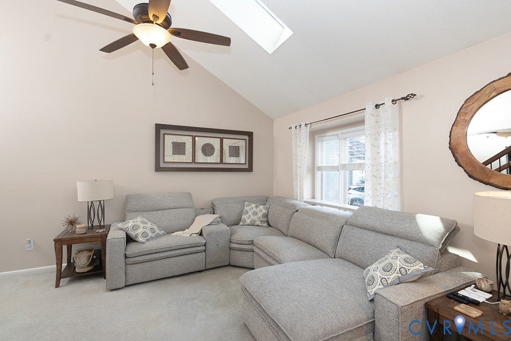 2209 Aspen Place, Henrico, VA 23233 Vaulted ceiling with a skylight and ceiling fan