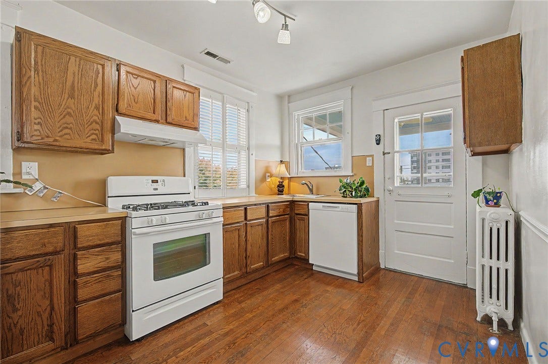 2nd Floor Kitchen & Door to Back Porch