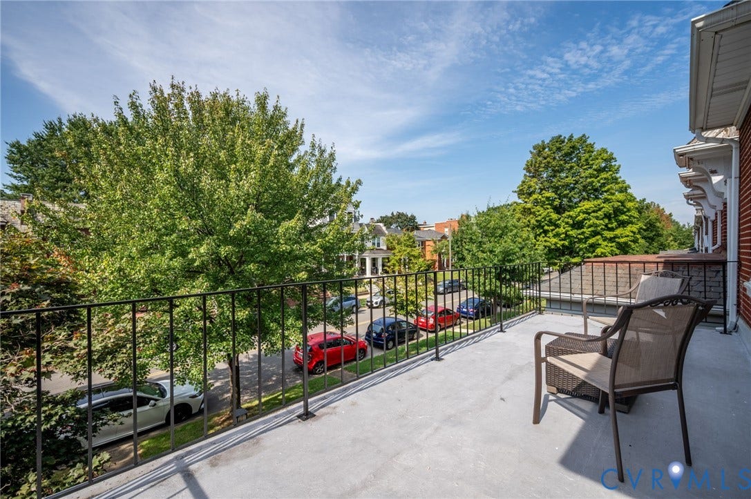 2nd Floor Front Porch Street View
