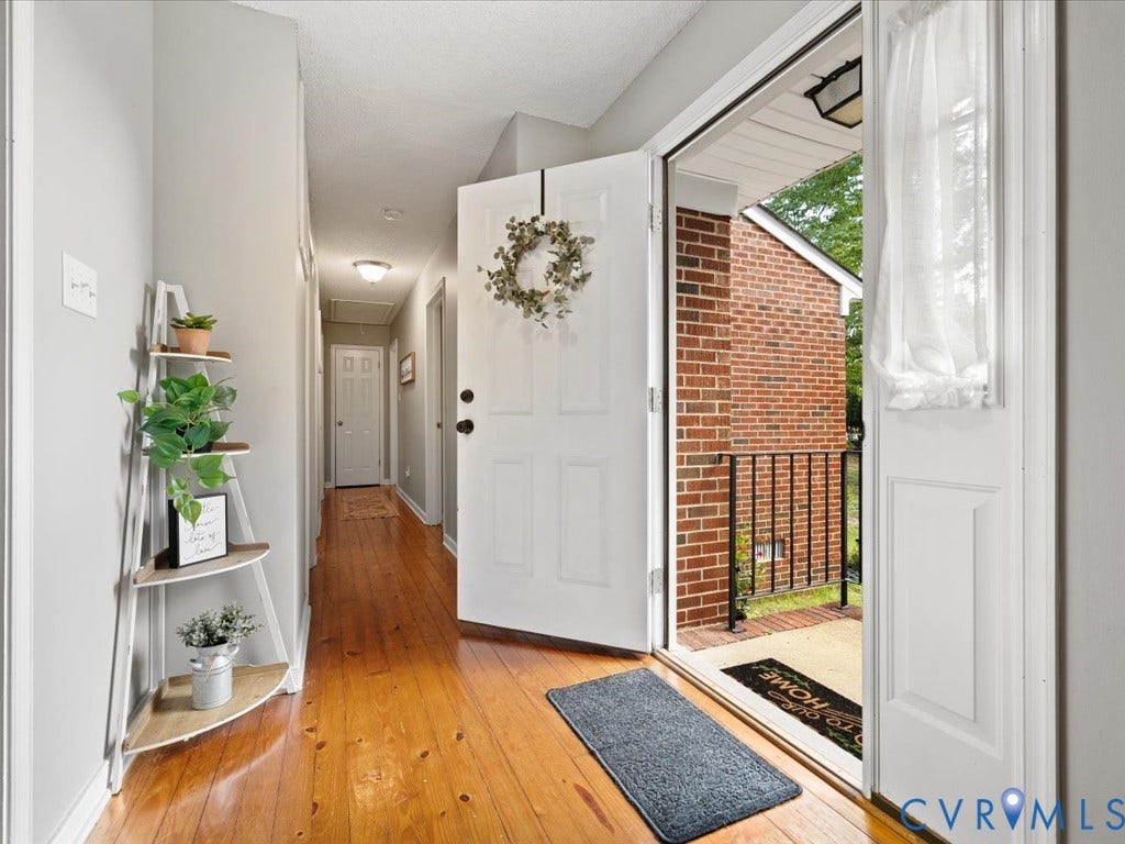 12724 S Chester Road, Chesterfield, VA 23831 Walk into beautiful wood flooring!