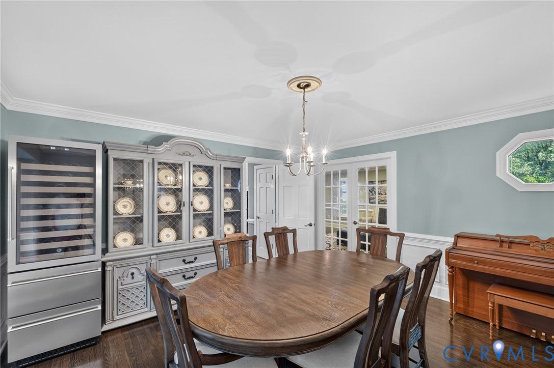 12800 Leffingwell Court, Henrico, VA 23233 Recessed ceiling, crown molding, and wood-finish flooring