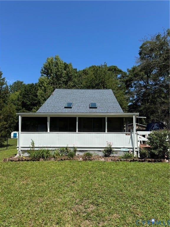 Property photo for 561 Shore Drive, Hartfield, VA