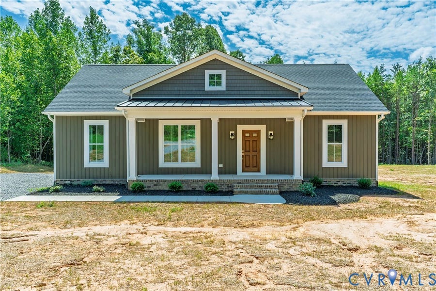 Property photo for 5672 Darlington Heights Road, Farmville, VA