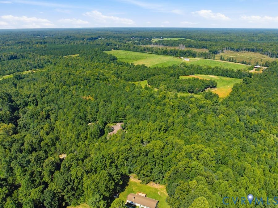 Property photo for 17118 Thomas Lane, Montpelier, VA