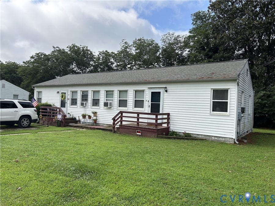 Property photo for 46 Milby Lane, Middlesex, VA