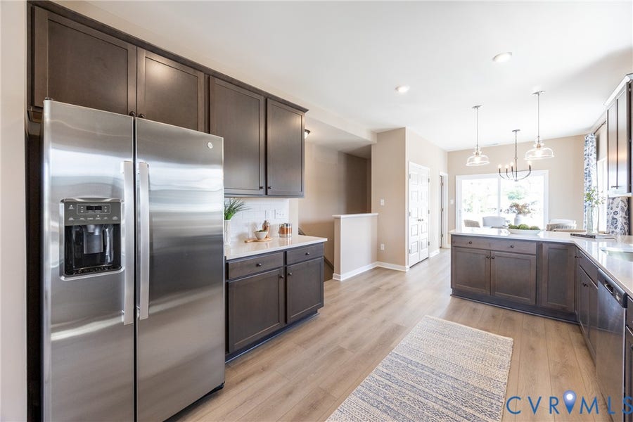 Property photo for 5335 Pointes End Way, #102, Glen Allen, VA