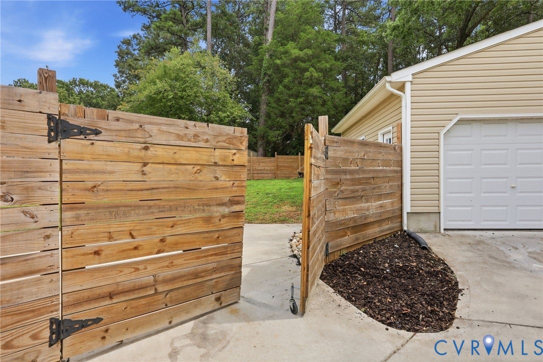 3221 Clintwood Road, Midlothian, VA 23112 3221 Clintwood Road, Midlothian, VA 23112