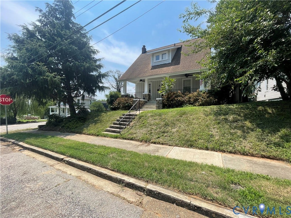 224 Virginia Avenue, Colonial Heights, VA 23834